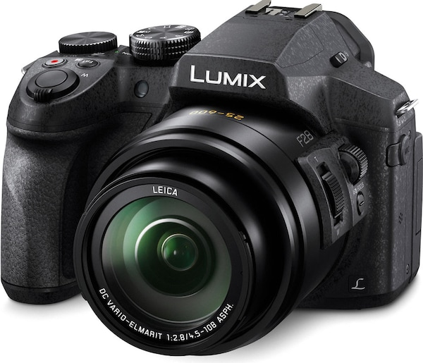 Panasonic Lumix FZ300 (25 - 600 mm, 12.10 Mpx, 1/2,3'')